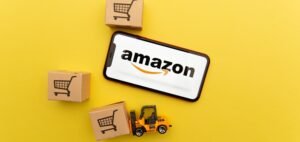 Read more about the article Amazon Set to Transform Sunrise Mall into Distribution Hub
