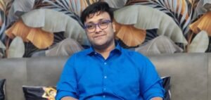 Read more about the article The Educator’s Compass: Dr Rishikesh Tewari’s Journey of Purpose, Pedagogy, and Perseverance